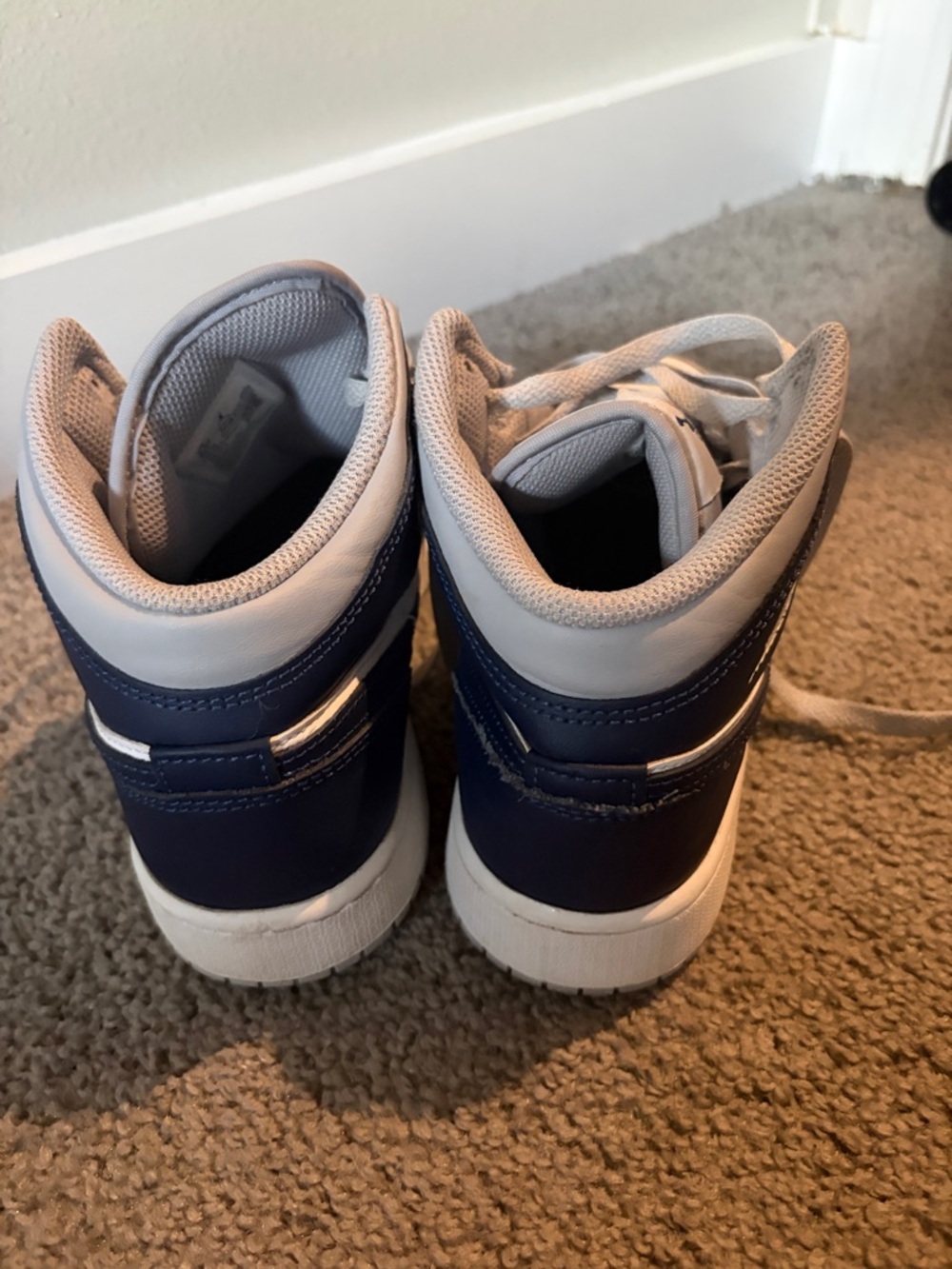 Jordan Kids Mid-Top Sneakers in White, Gray & Navy - Picture 6 of 6